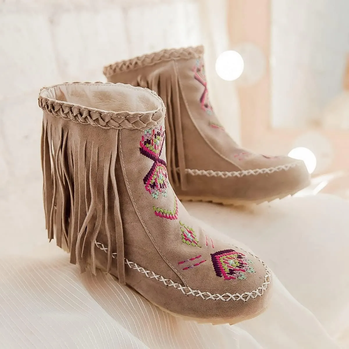 Ciuyurra Classic Fringe Moccasin Boots Ankle High Women Low Heel Booties