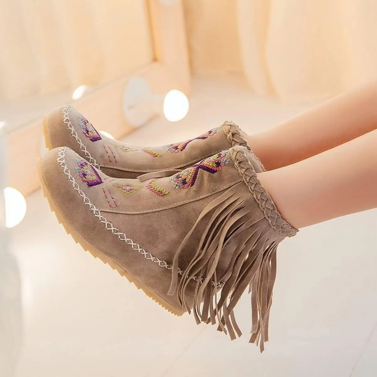 Ciuyurra Classic Fringe Moccasin Boots Ankle High Women Low Heel Booties