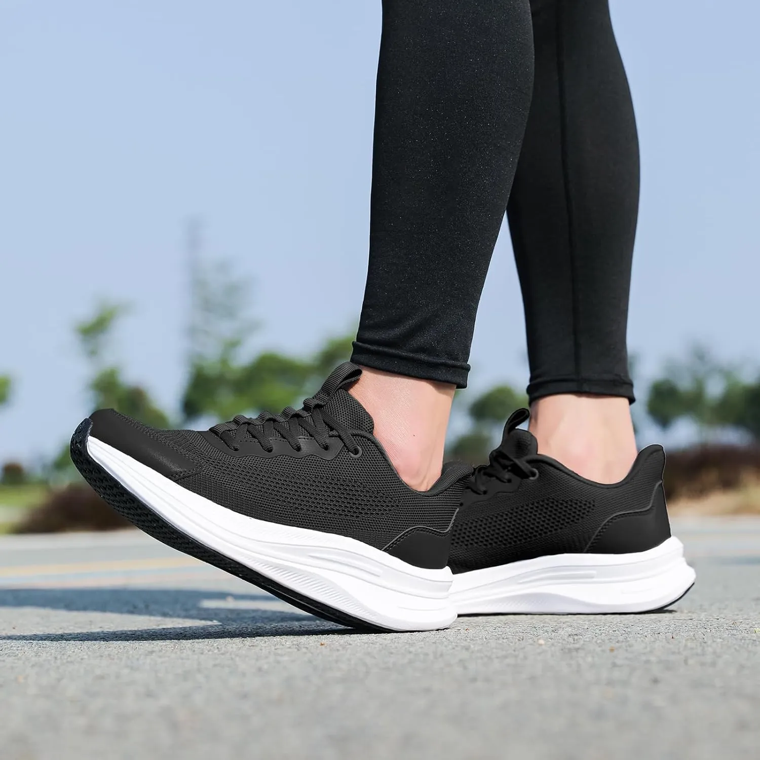 Men's Slip On Walking Shoes Comfortable Tennis Breathable Mesh Work Shoes Athletic Gym Non Slip Running Workout Training Fashion Sneakers
