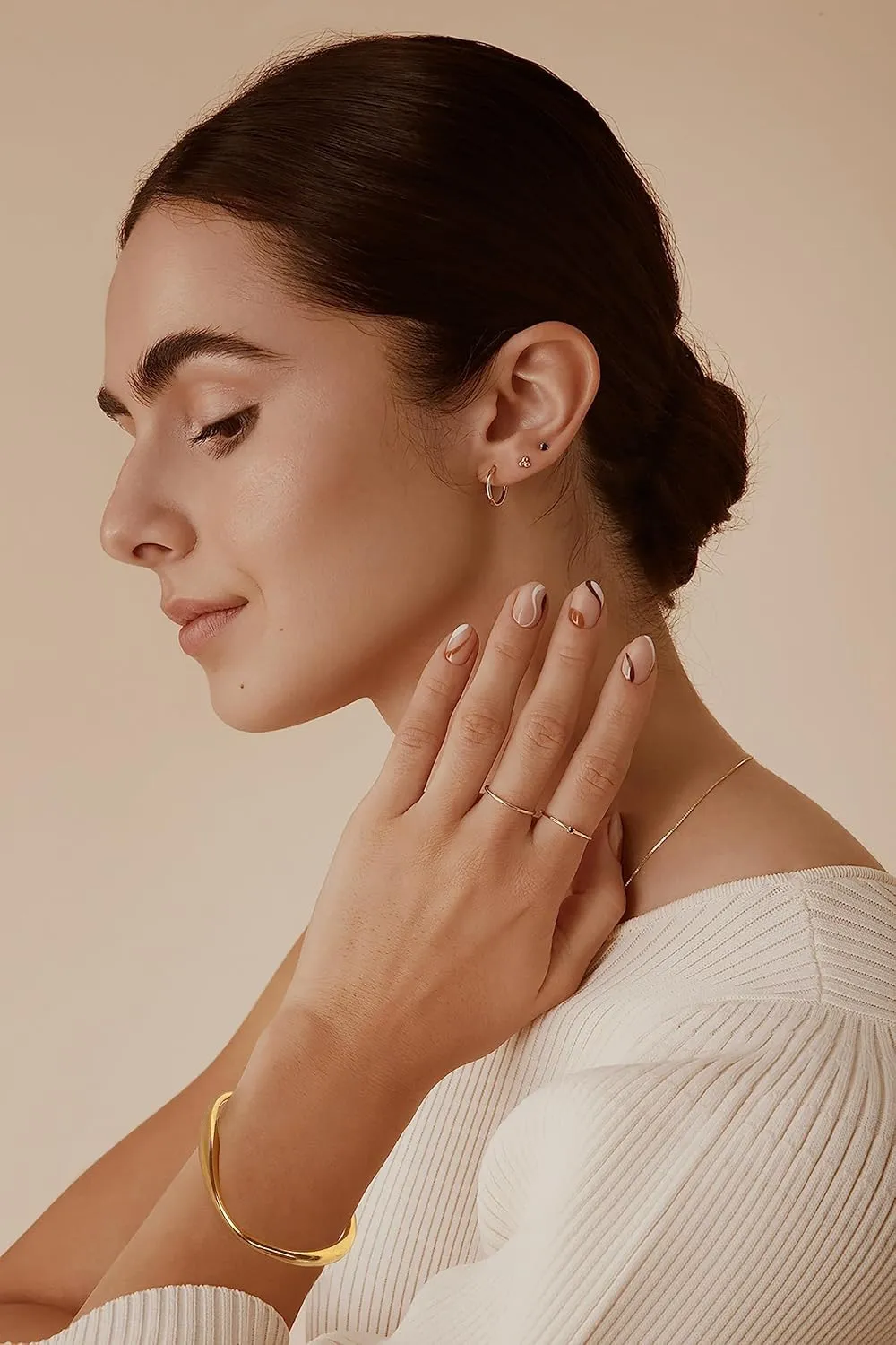WOWORAMA Teardrop Gold Cuff Bracelets for Women Adjustable 18K Gold Plated Chunky Open Cuff Bangle Bracelets Minimalist Thick Gold Wrist Cuff Bracelets